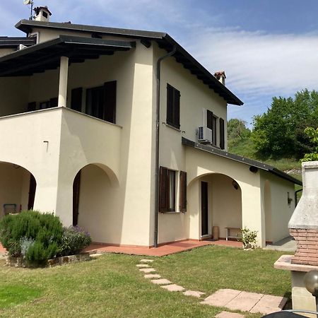 Villa Sasso Cavallo マンデッロ・デル・ラーリオ エクステリア 写真